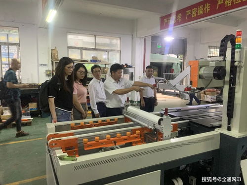 博商資源匯走進(jìn)全通網(wǎng)印丨參觀全通網(wǎng)印全自動絲印機(jī)